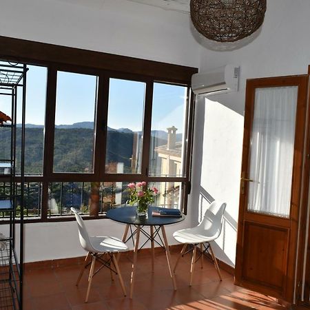 Apartamento Letur Bagian luar foto